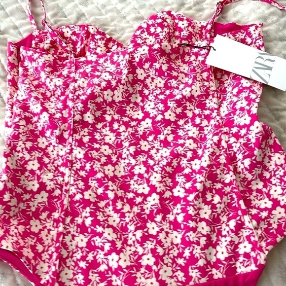 Zara‎ NWT Pink Flowered corset style Bodysuit  size medium - Picture 6 of 8